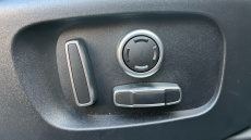 Land Rover Range Rover Evoque 1.5 P300e R-Dynamic SE 5dr Auto Hatchback